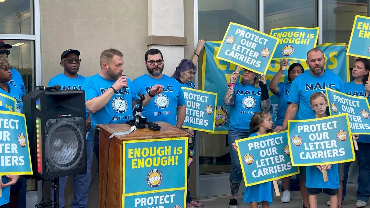 Houston postal workers lead rally calling for end to assault on letter carriers