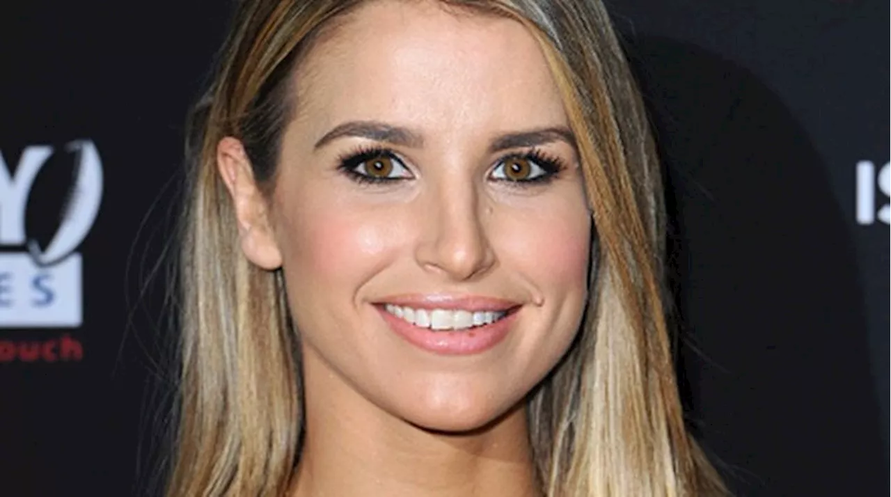 Vogue Williams looked absolutely UNREAL at the races this weekend