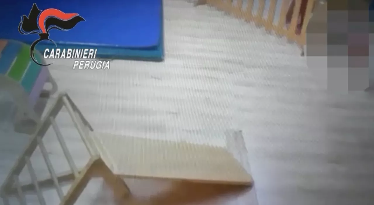 Violenze sui bambini dell'asilo di Corciano, la maestra patteggia
