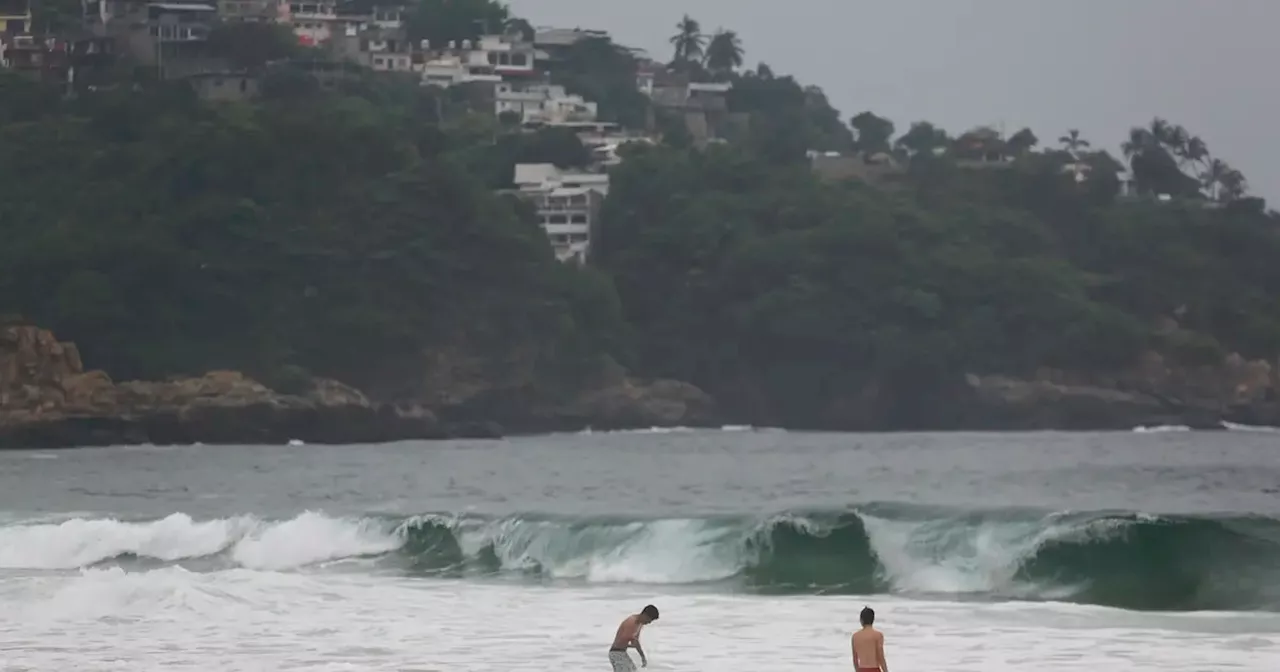 Otis tocó tierra cerca de Acapulco como un catastrófico huracán de categoría 5