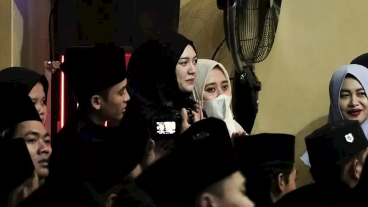 Top 3 Islami: Janda Muda Ngotot Ingin Dicarikan Jodoh Gus Iqdam, Tanda Kiamat Waktu Terasa Singkat