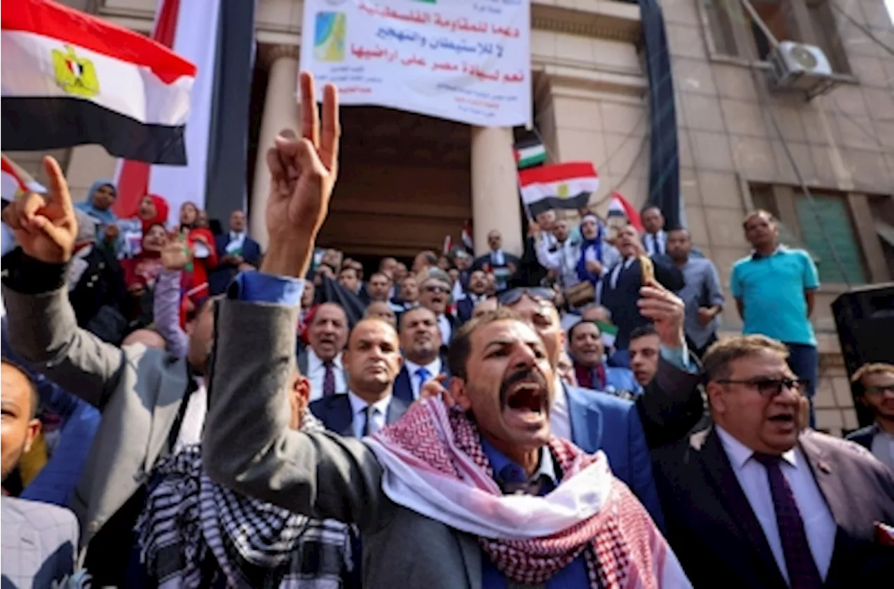 More than 100 detained in Egypt after pro-Palestinian protests, say lawyers