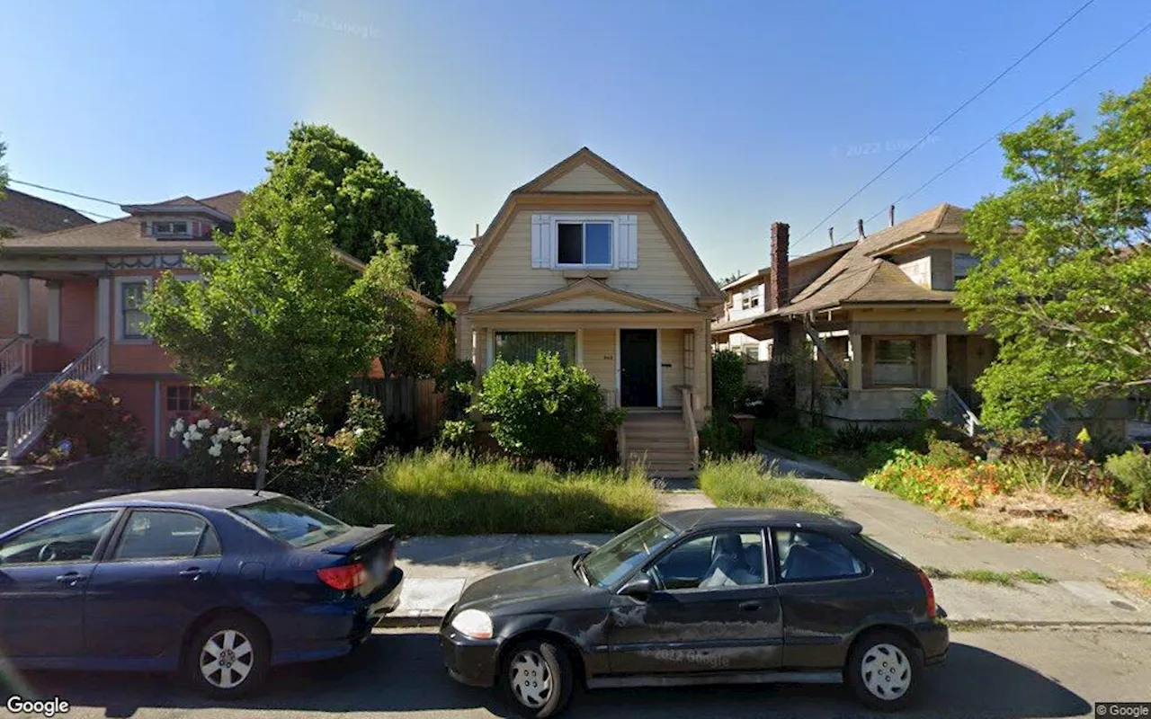 Single-family home in Oakland sells for $2.3 million