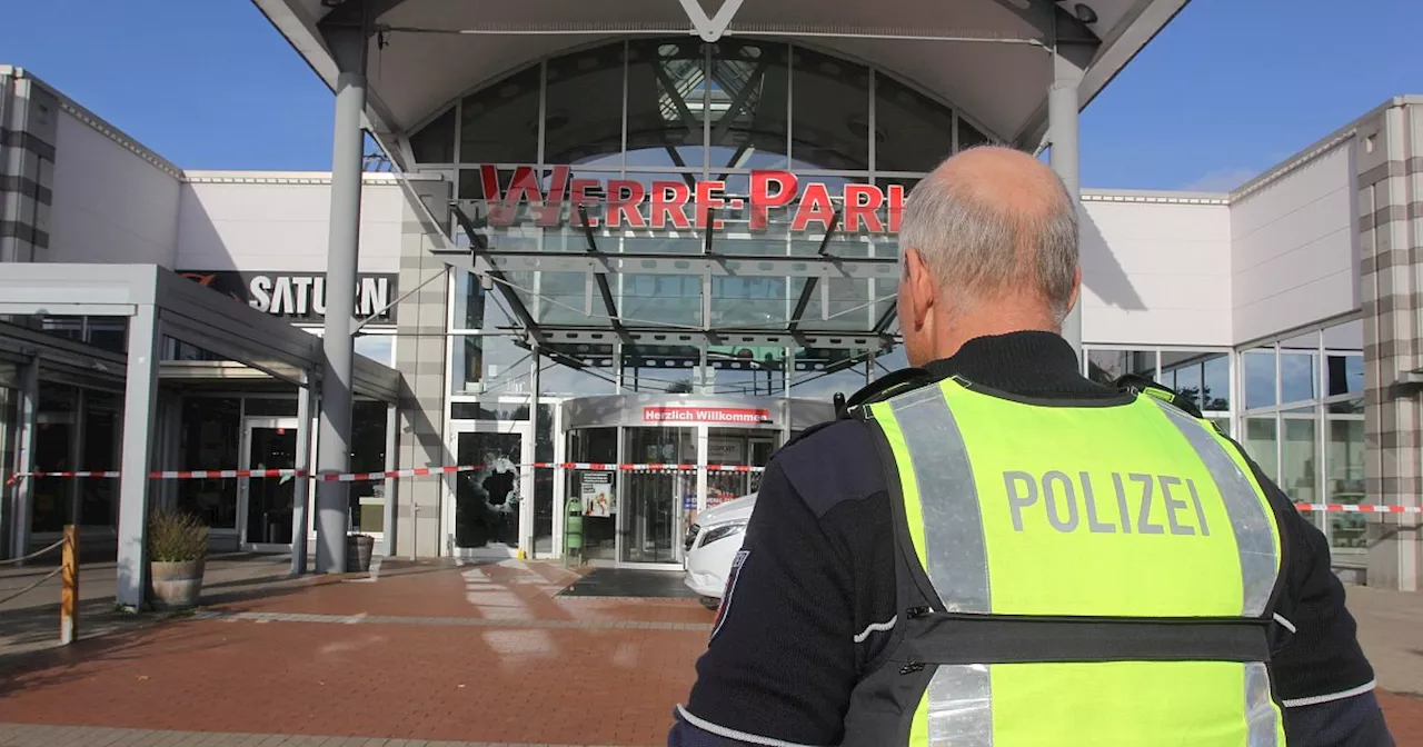 Geldautomat im Bad Oeynhausener Werre-Park gesprengt - einige Geschäfte vorerst geschlossen