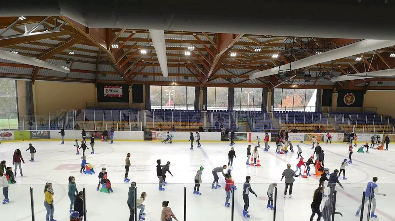 Halloween s’invite à la patinoire de La Roche-sur-Yon pour la Toussaint