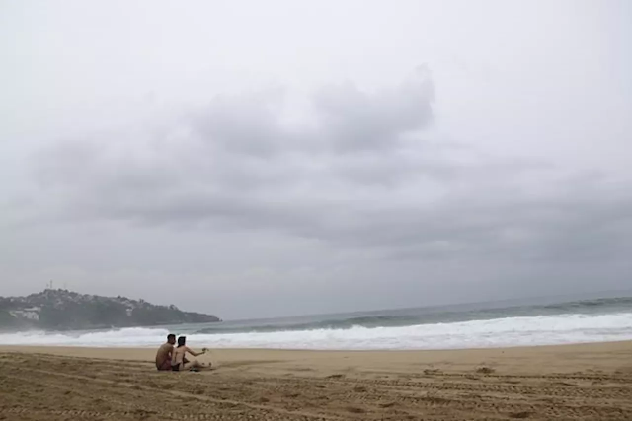 Eye of Hurricane Otis makes landfall near Mexico's Acapulco resort as catastrophic Category 5 storm