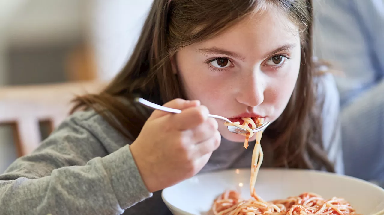 Restaurant sorgt für heftige Diskussionen! Preisaufschlag für schlechtes Kinderbenehmen