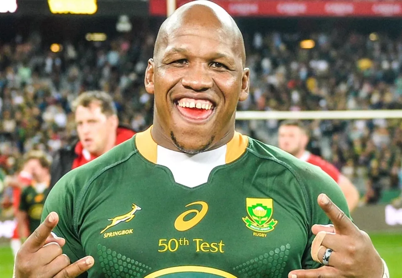 ‘Please change’: Springbok Bongi Mbonambi angered fans for wearing this team’s shirt [pictures]