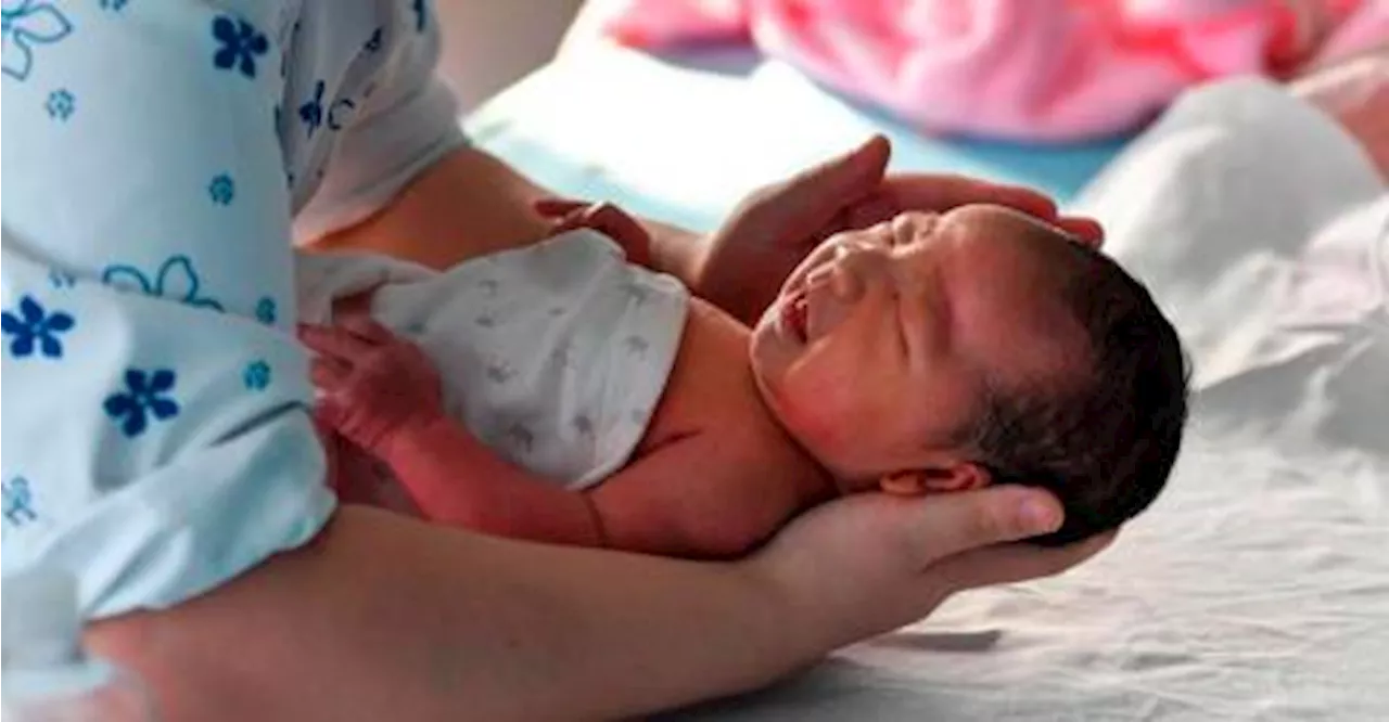 Hong Kong to offer more support for families with newborns