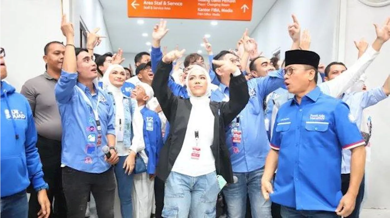 Pasha Ungu, Charly Van Houten, hingga Verrell Bramasta Hadiri Deklarasi Prabowo-Gibran