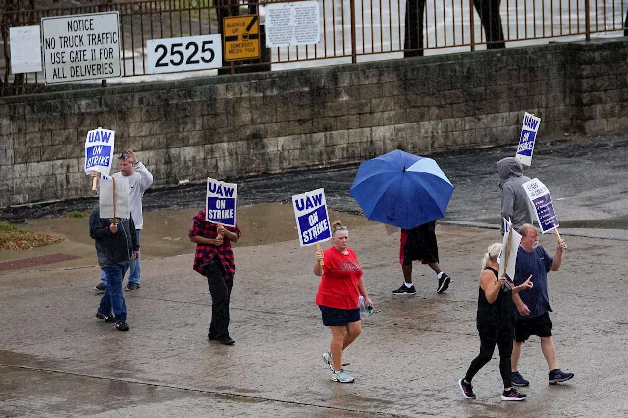 UAW strike update: Union, Ford reach tentative deal that would end strike, sources say