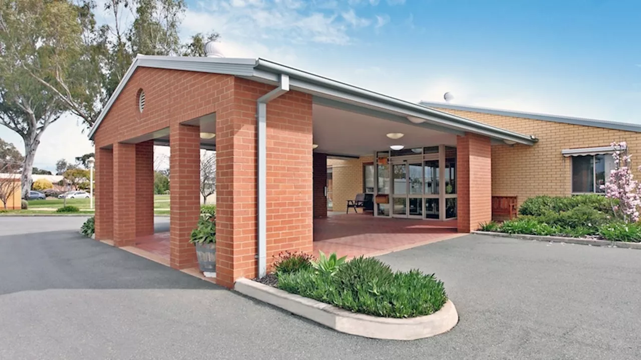 Moama on NSW-Victorian border to lose 56-bed aged care home as staff shortages continue