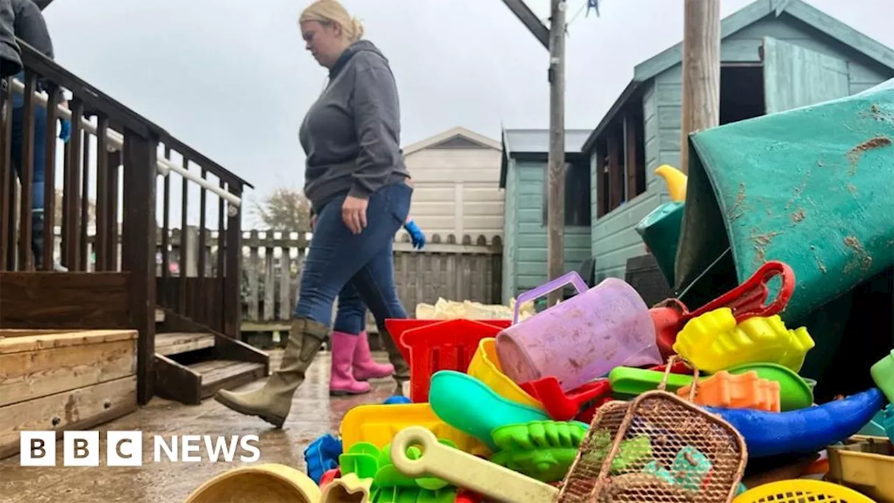 Lincolnshire schools shut for clean up after Storm Babet floods