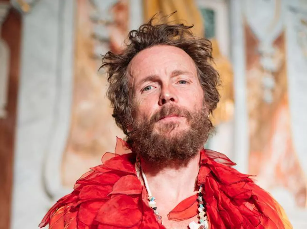 L’annuncio di Fiorello: «Jovanotti a Sanremo!»