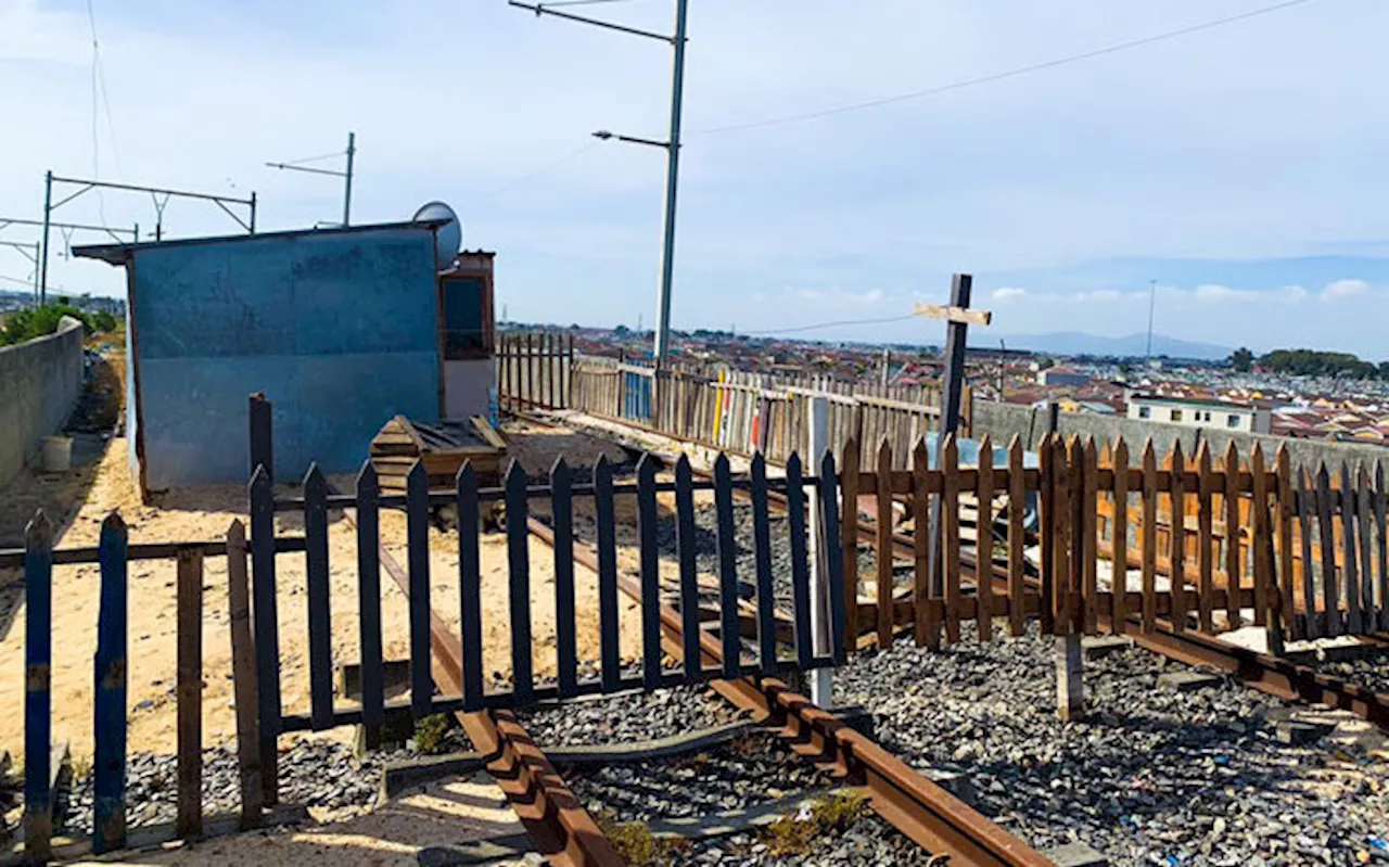 Land identified for relocation of people living on Prasa central line, says CoCT