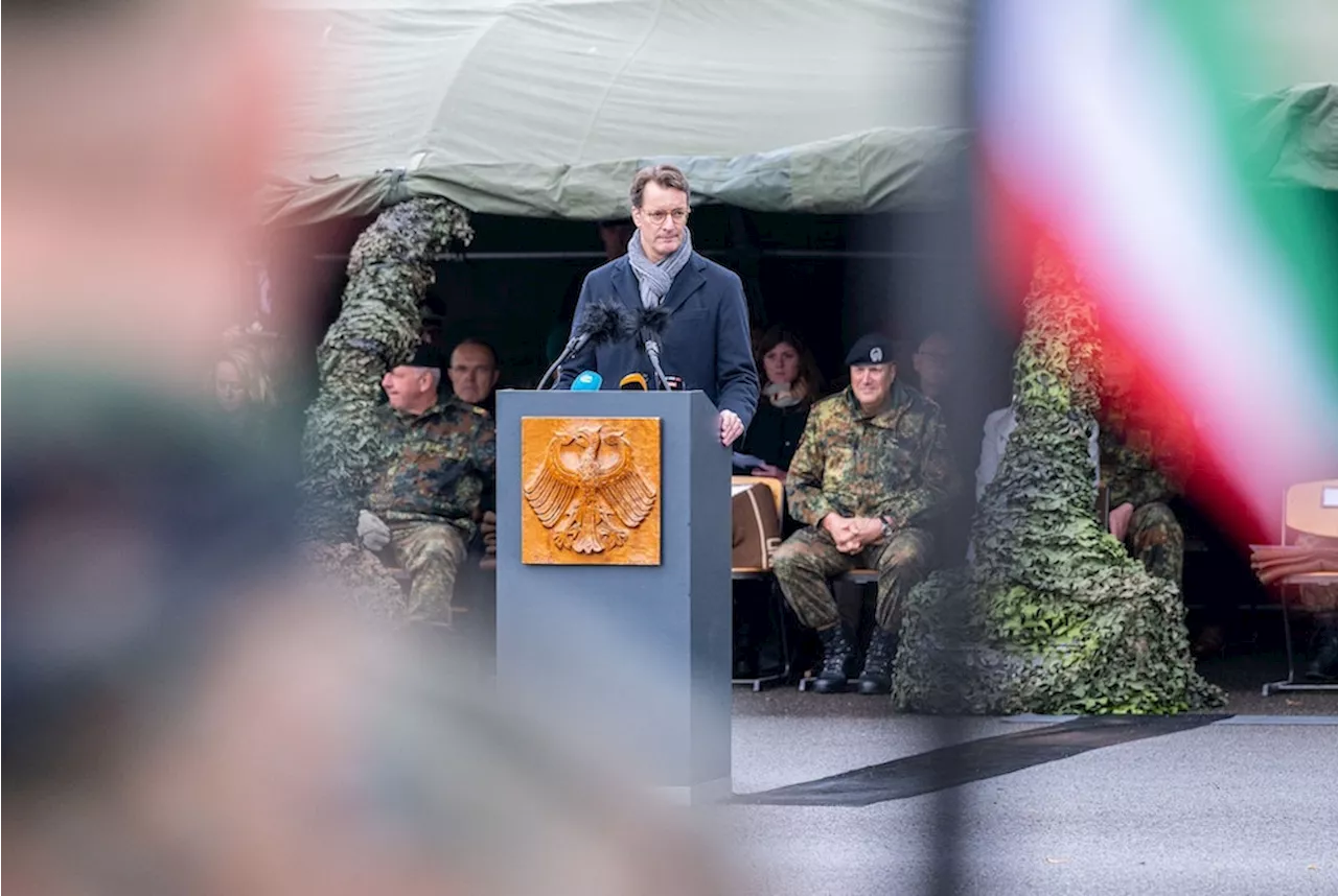 Heimatschutzregiment beginnt Dienst: Wüst dankt Bundeswehr