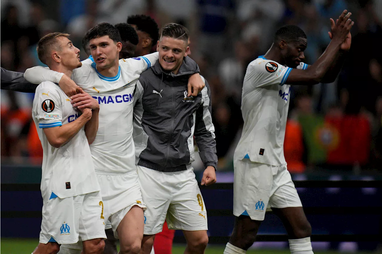 Marseille convert 2 penalties to sink 10-man AEK