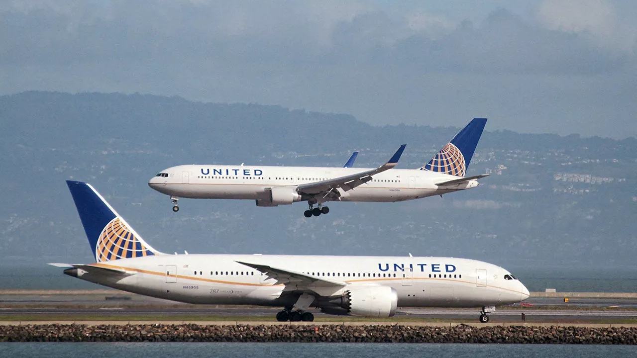 United Airlines to seat window passengers first to cut down on boarding time