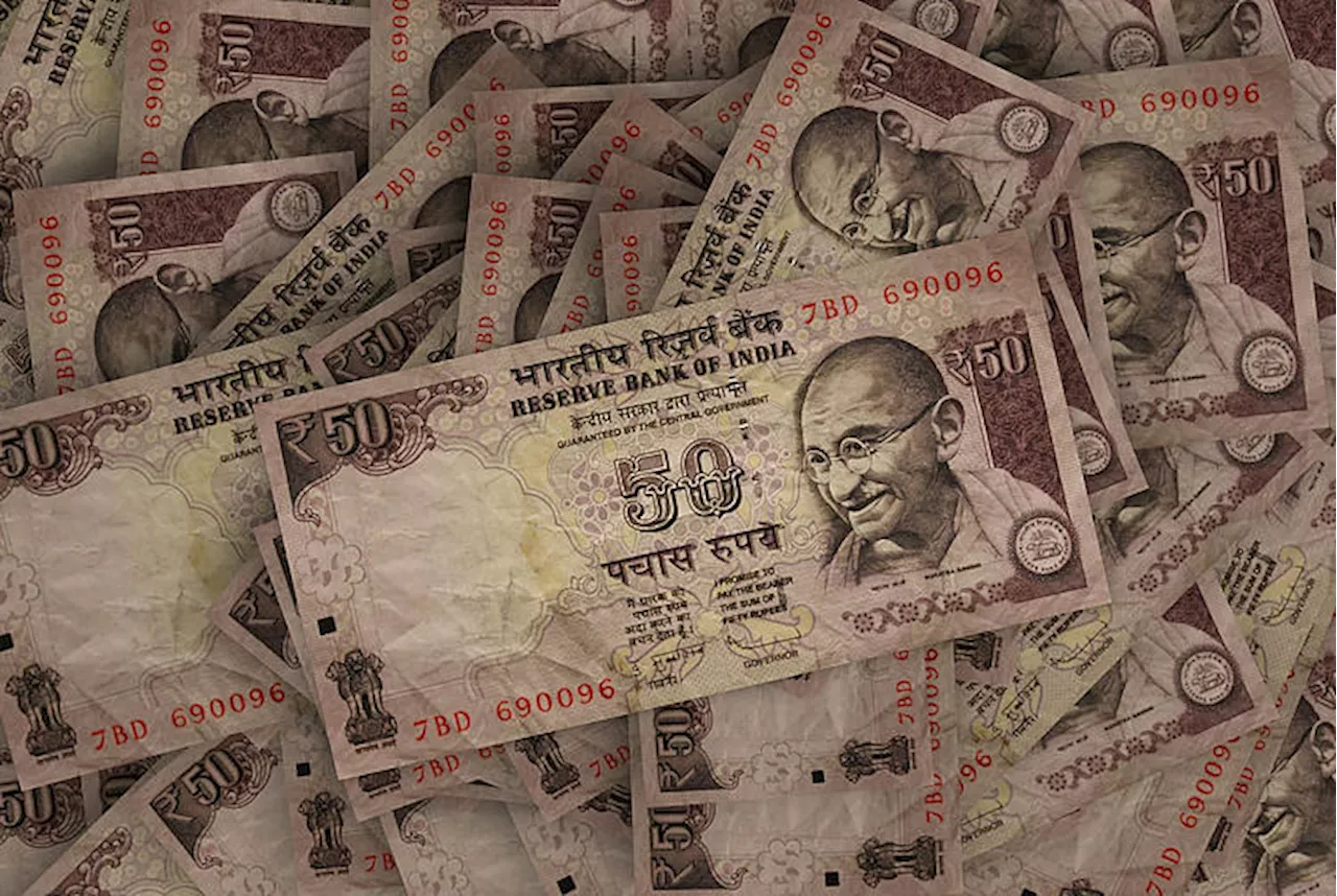 USD/INR attracts some buyers on higher US yields, US GDP data eyed