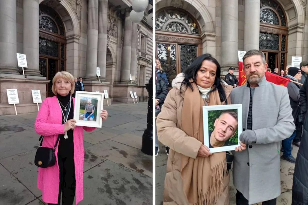 'It is a hell-hole': mothers tell of sons who died in homeless hotels