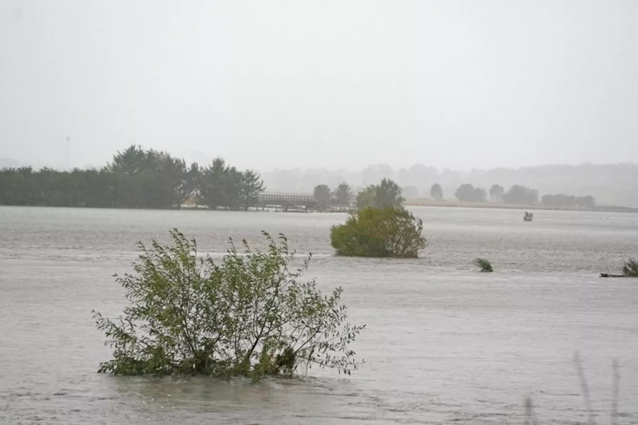 Scots told to expect more heavy rain after weather warning extended