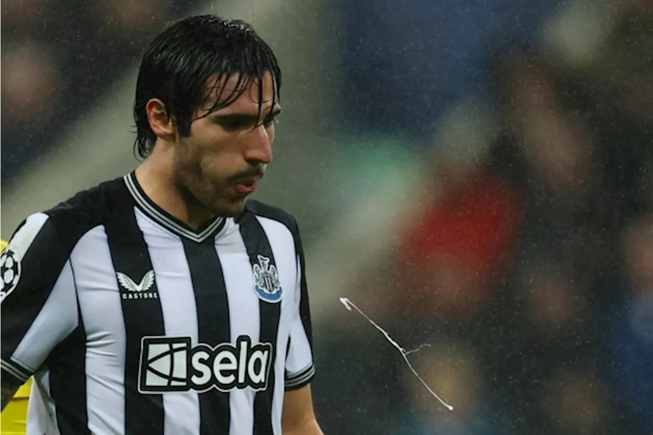 Officieel: Newcastle-middenvelder Sandro Tonali tien maanden geschorst wegens illegaal gokken