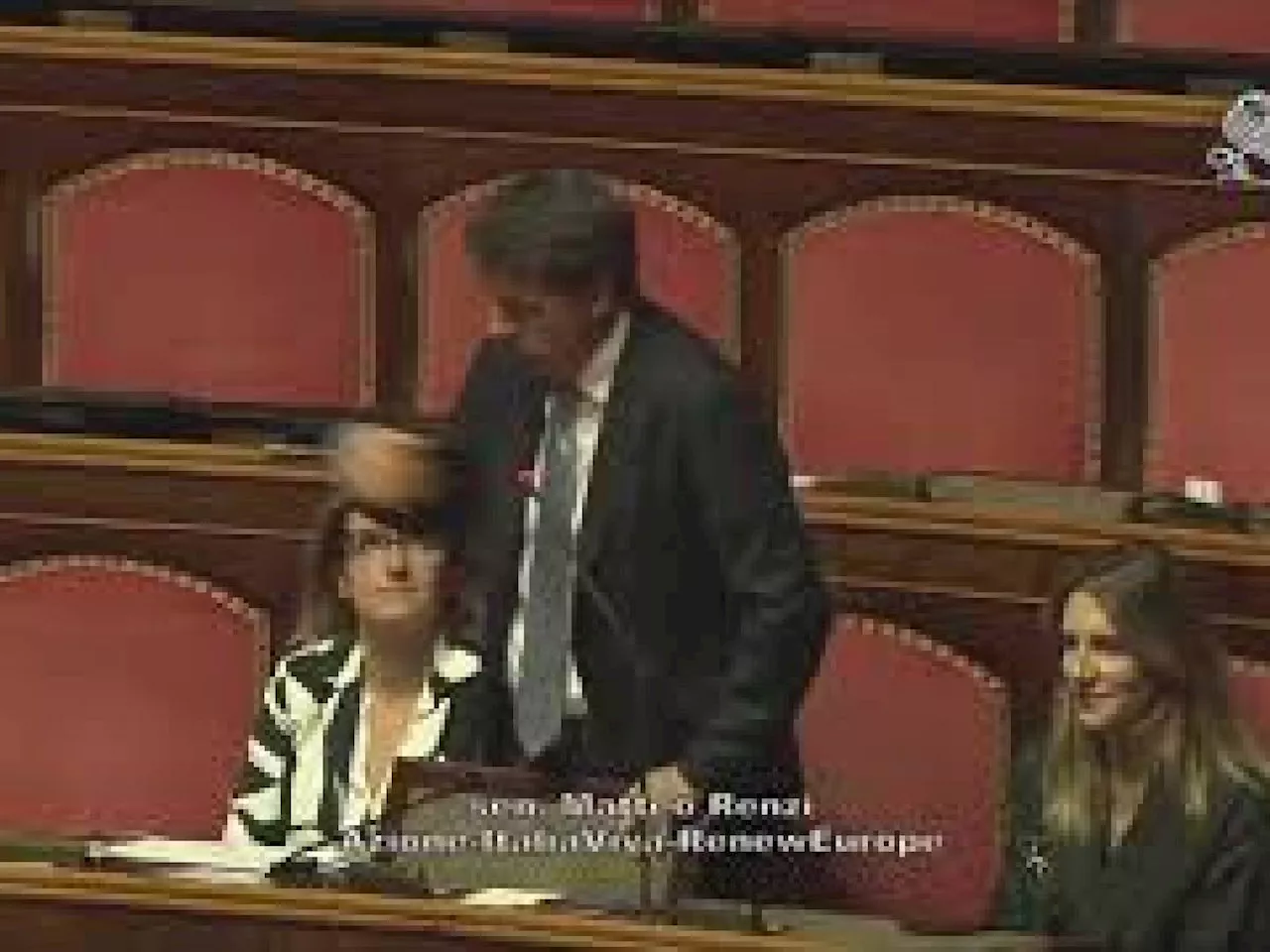 Renzi a Giorgetti: 'Non tocchi la legge sul rientro dei cervelli, riguarda 2 mila persone'