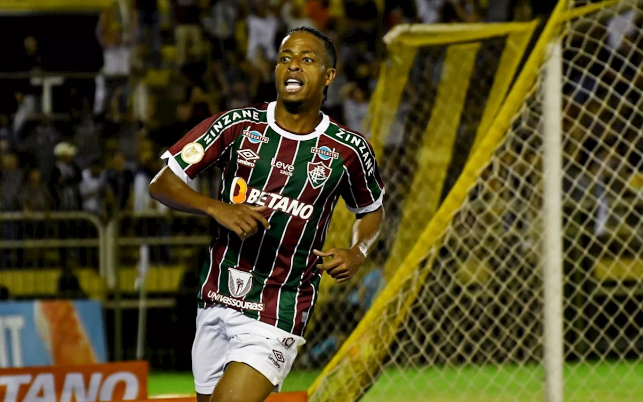 Fluminense larga atrás, mas se recupera e vence o Goiás com autoridade no Raulino de Oliveira