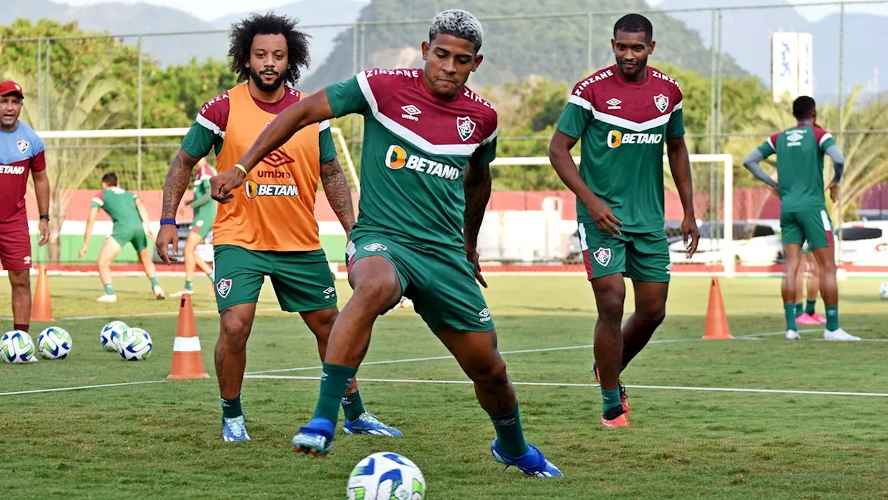 Recuperado de pubalgia, John Kennedy será relacionado pelo Fluminense para enfrentar o Atlético-MG