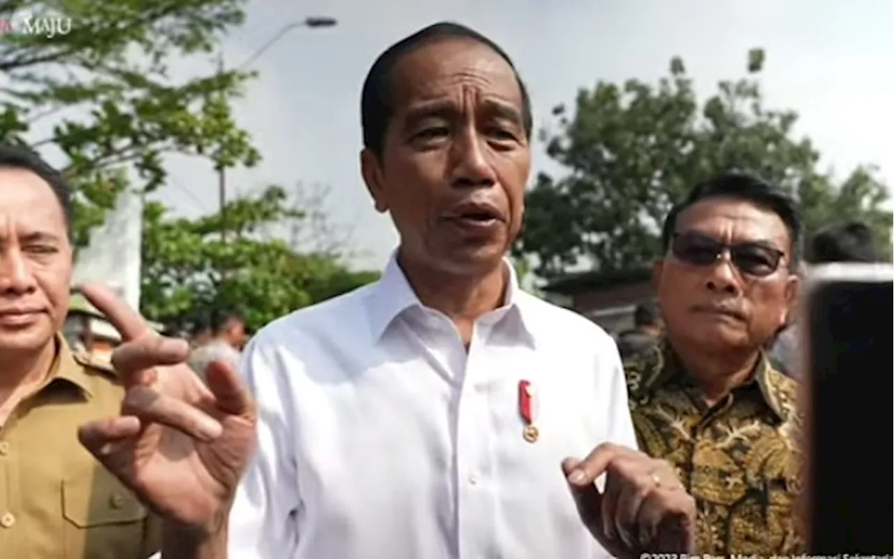 Kunjungi Pasar Sekip Ujung Palembang, Jokowi Temukan Harga Cabai Naik