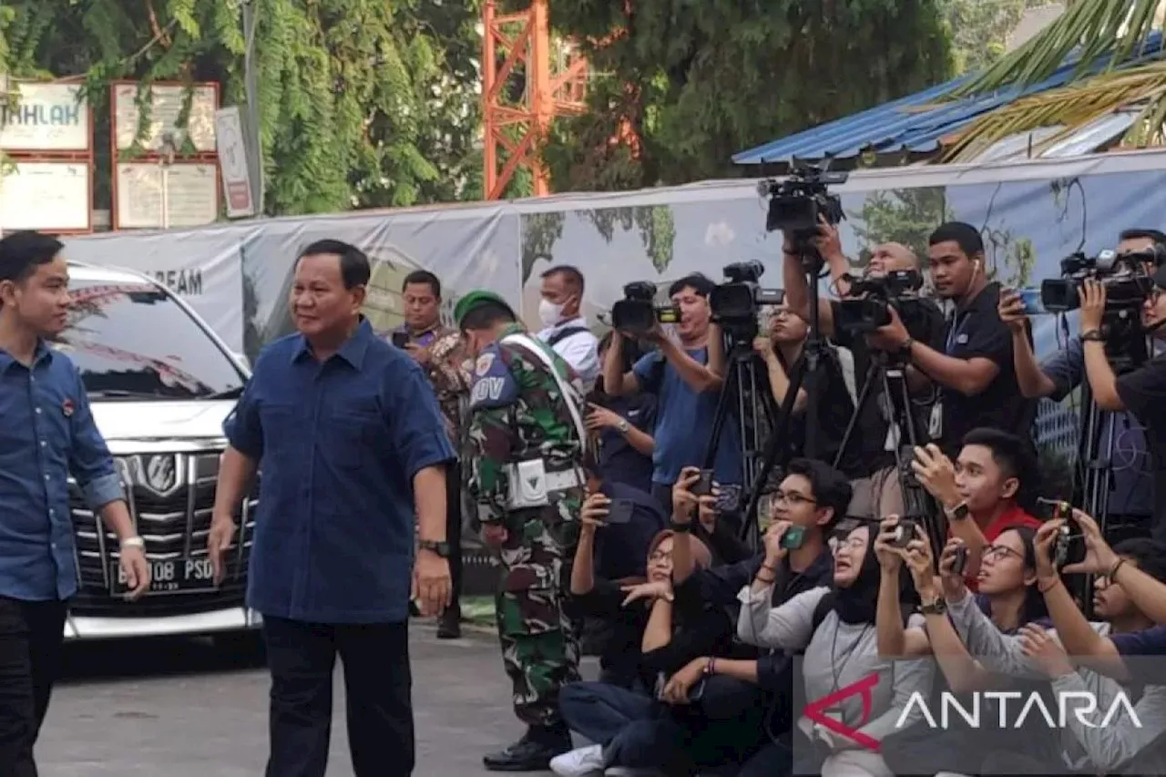 Prabowo-Gibran Bakal Dites Urine hingga Treadmill di RSPAD Gatot Soebroto