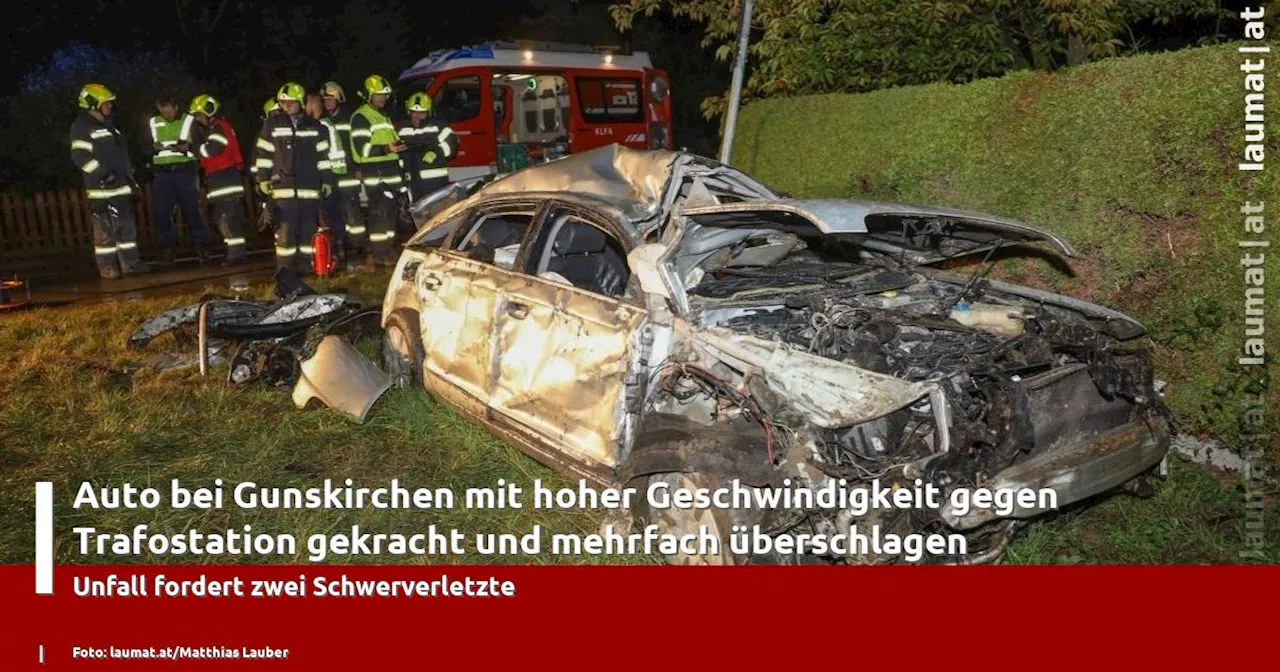 Auto bei Gunskirchen mit hoher Geschwindigkeit gegen Trafostation gekracht und mehrfach überschlagen