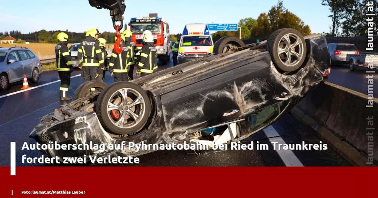 Autoüberschlag auf Pyhrnautobahn bei Ried im Traunkreis fordert zwei Verletzte