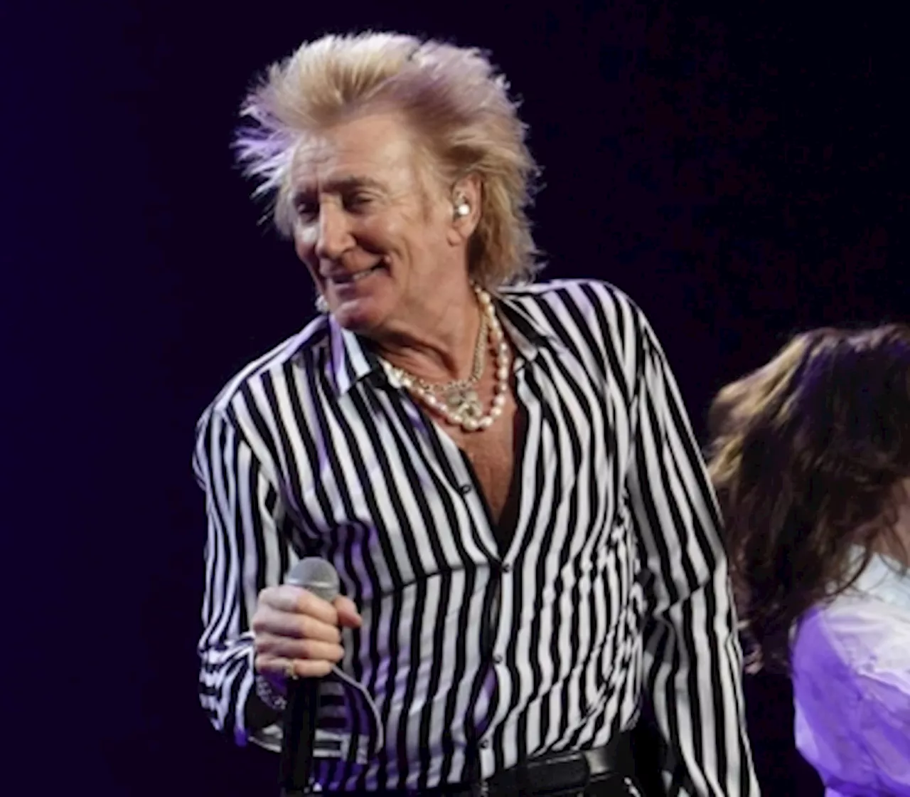 Get ready to rock with legendary British rocker Rod Stewart in KL next March