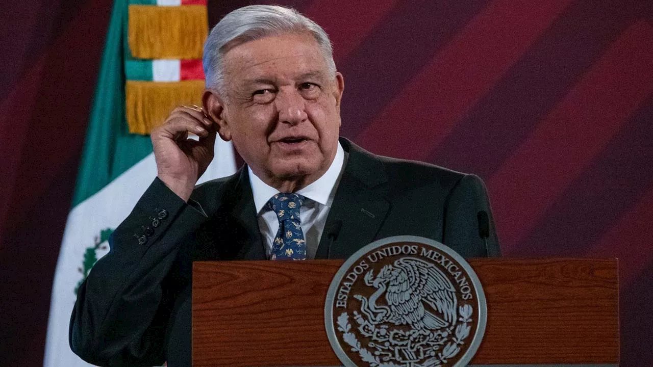 'Le deseo lo mejor': AMLO a Samuel García tras solicitar licencia para buscar la Presidencia