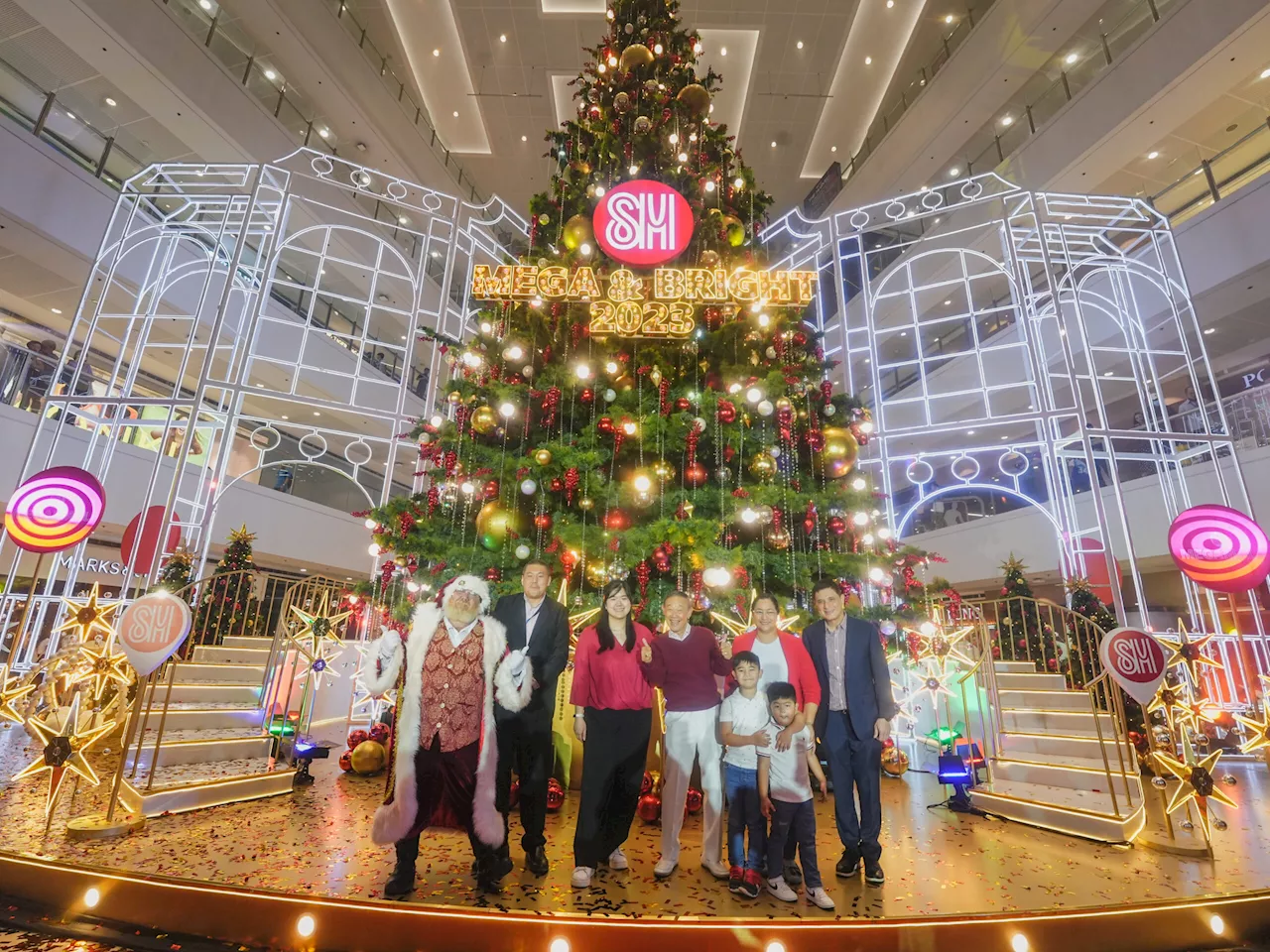 SM Megamall unveils 50-foot New York City-inspired Christmas tree