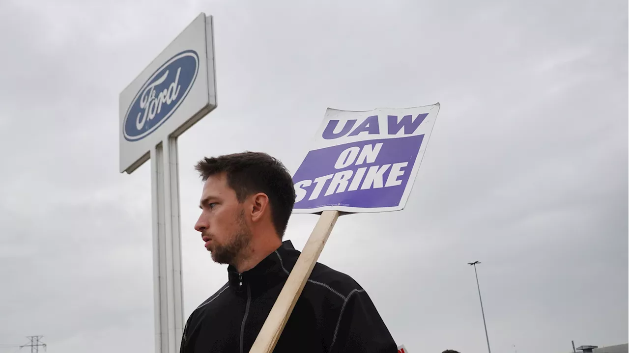 UAW and Ford reach a tentative deal in a major breakthrough in the auto strike