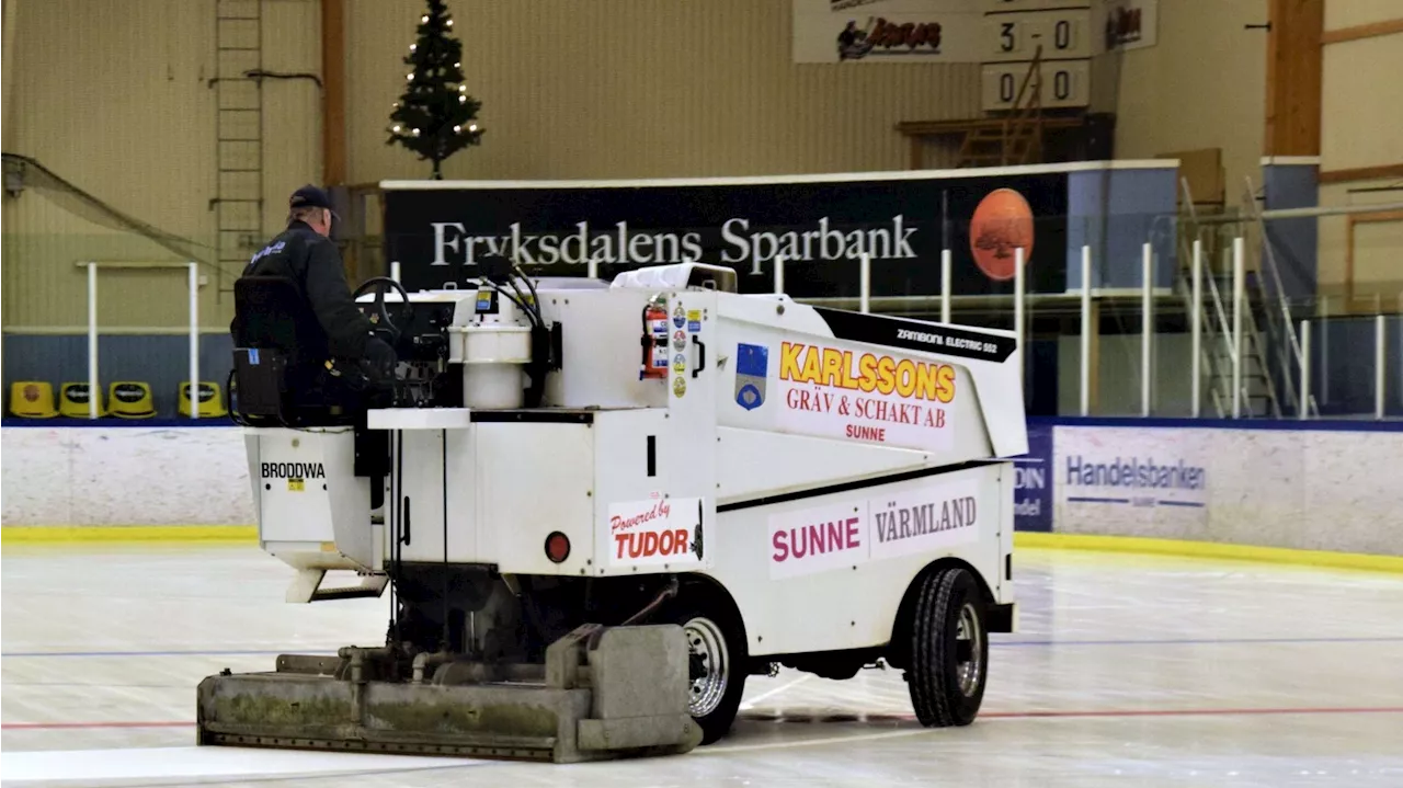 Flera vaktmästare sjuka i ishallen: ”Folk börjar bli riktigt oroliga”