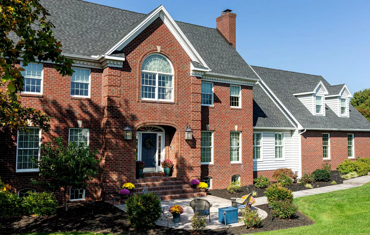 $800K Cumberland County home’s design based on architect plans from newspaper: Cool Spaces