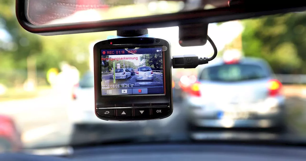 Dashcam im Auto: Was erlaubt und worauf zu achten ist