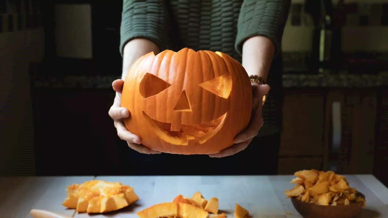 Australian farmers want us to use these tropical fruits for a Halloween twist