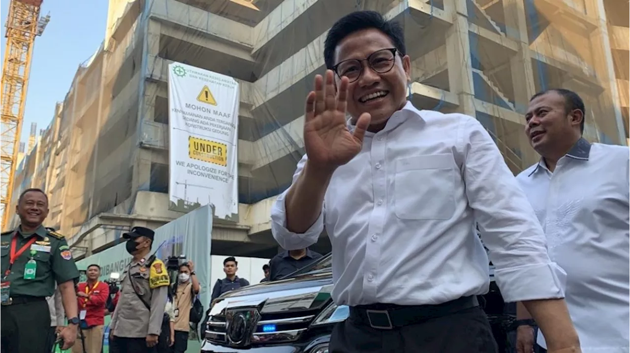 Bacakan Puisi 'Kepada Orang yang Baru Patah Hati', Cak Imin Sindir Sandiaga Gagal Jadi Cawapres?