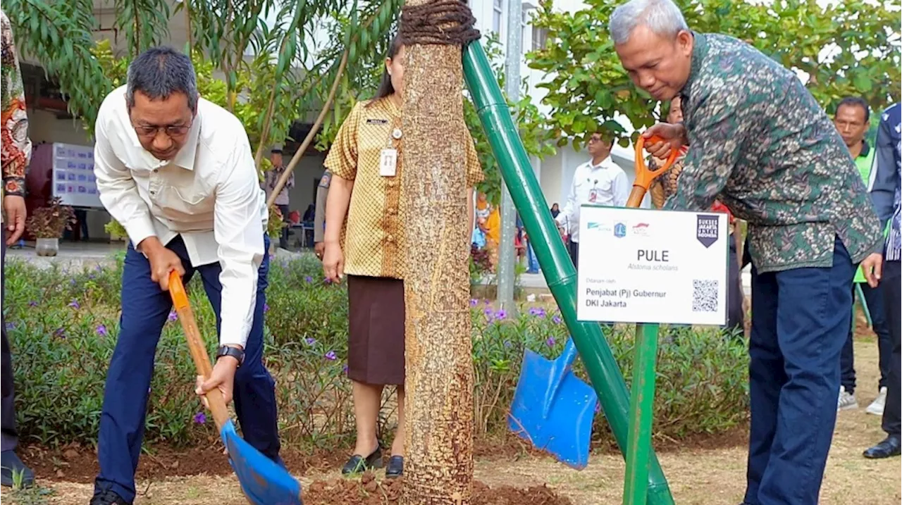 Partisipasi Astra dalam Penanaman Pohon di RTH DKI Jakarta, Donasikan 500 Bibit Tanaman