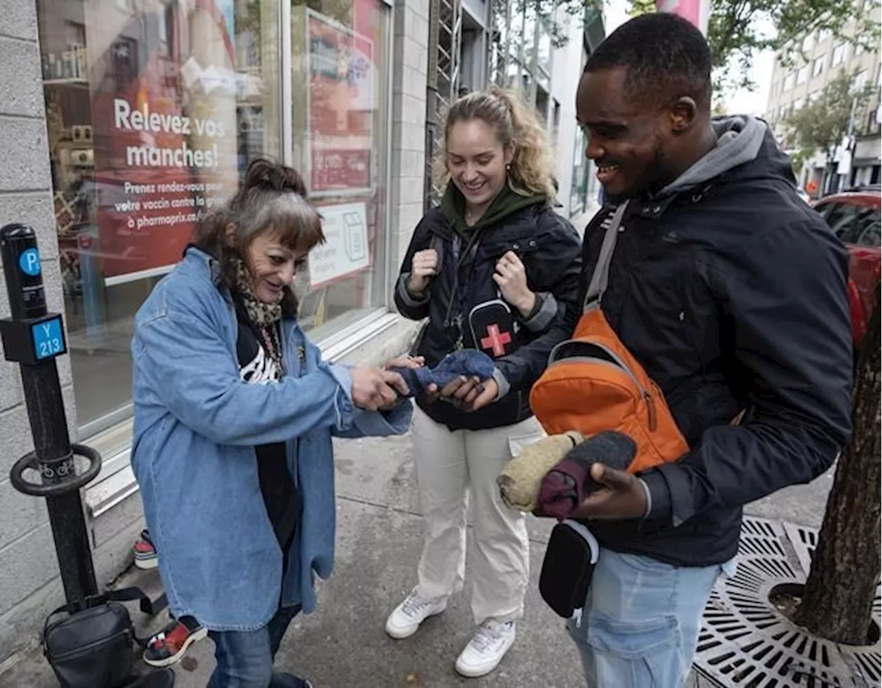 Montreal's social intervention squad contends with rising need, lack of shelter space