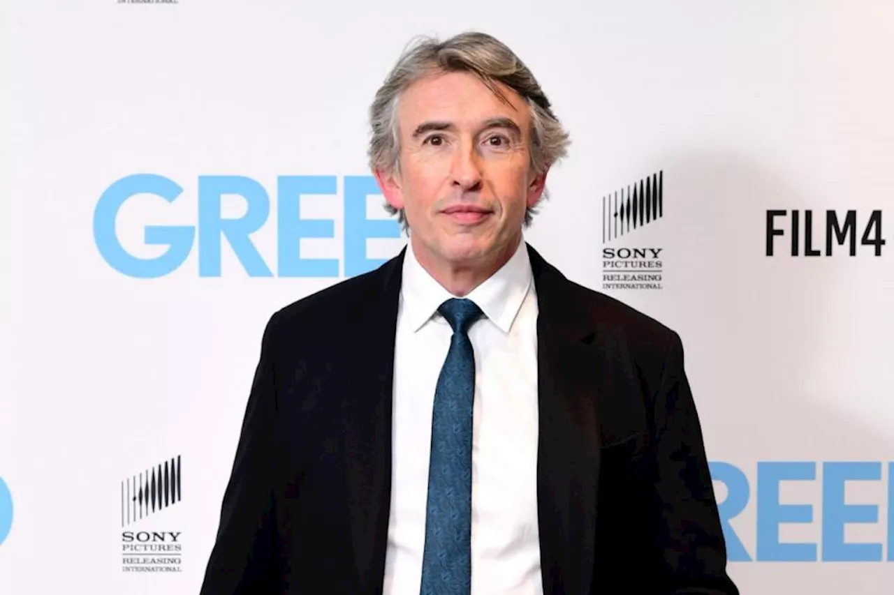 Steve Coogan: Royalists are 'flag-waving idiots'