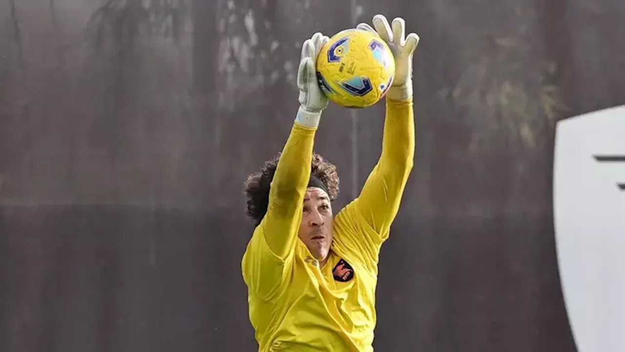 Guillermo Ochoa recibe nuevo mensaje de Filippo Inzaghi sobre ser titular