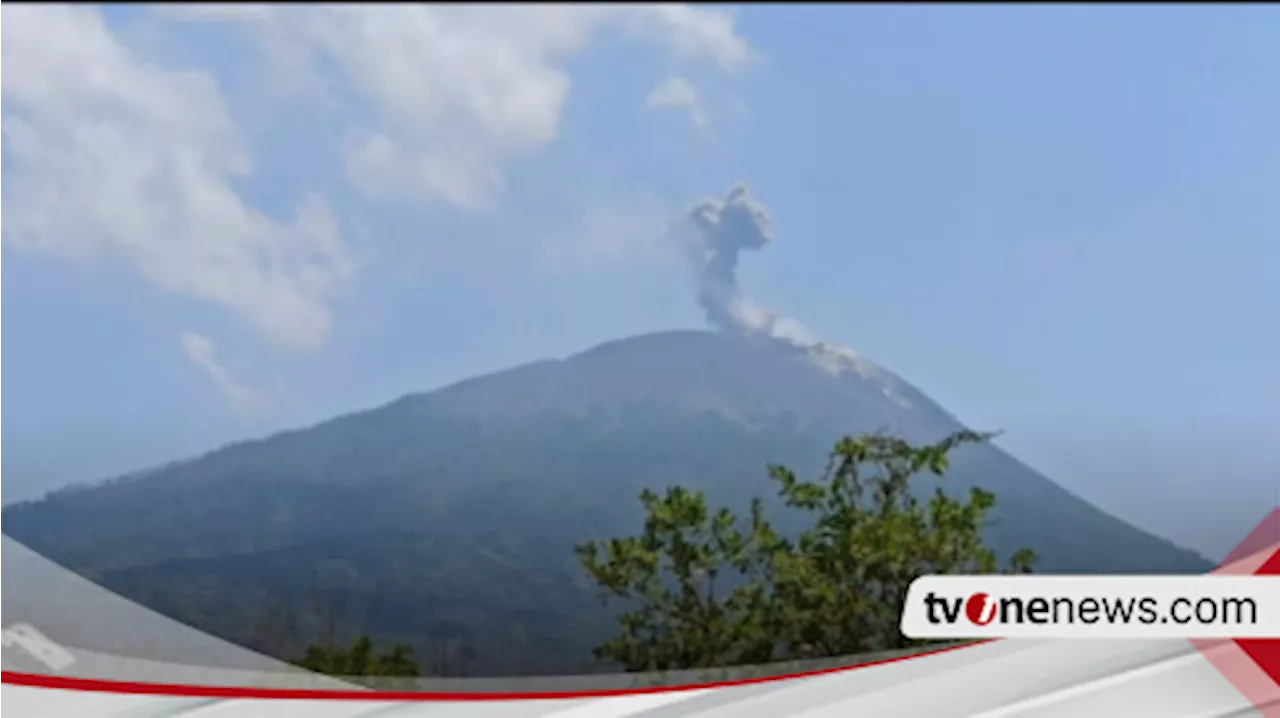 Dua kali Erupsi, Gunung Ili Lewotolok lontarkan Abu Hingga 700 meter