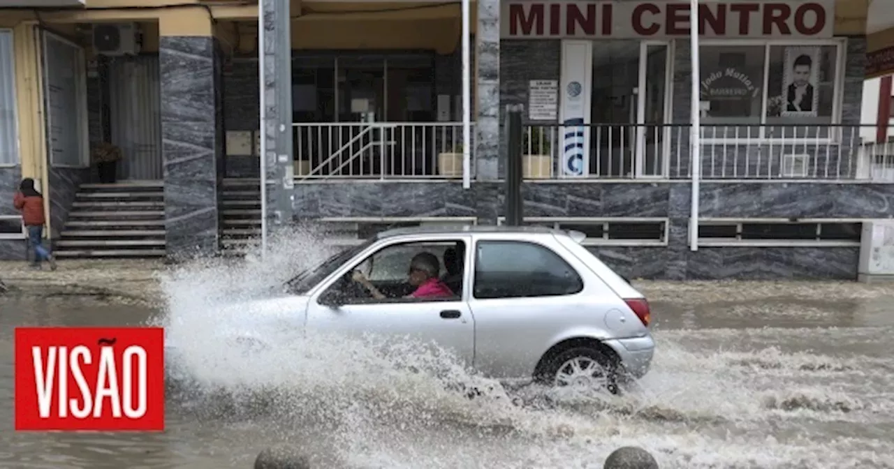 Mais De Ocorr Ncias Entre As E As No Norte E Centro Devido Ao Mau Tempo