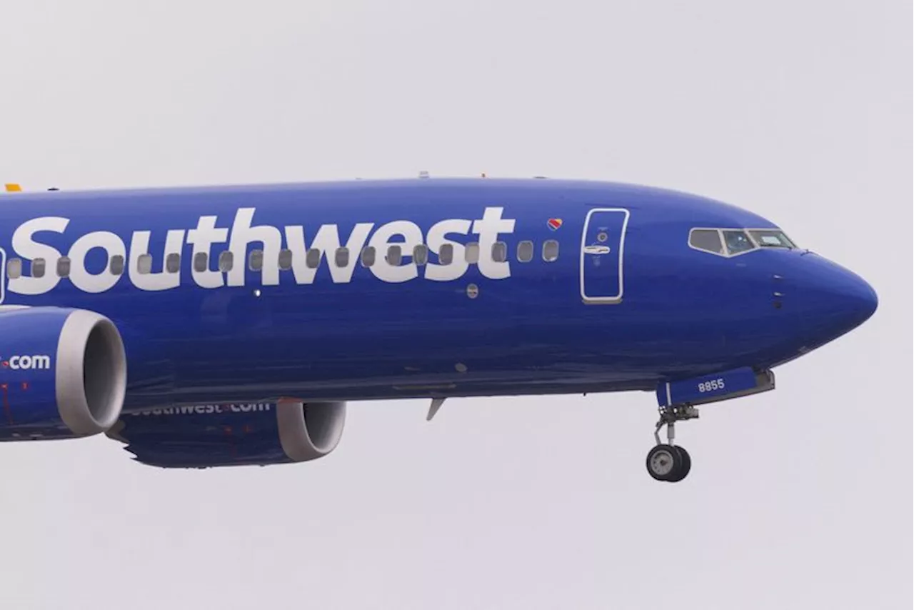 Southwest Airlines profit falls, expects higher deliveries from Boeing in 2023