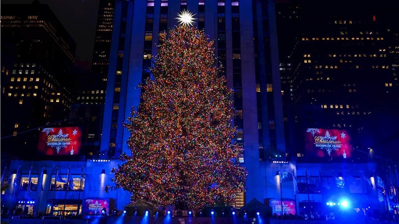 Kelly Clarkson to host NBC's 'Christmas in Rockefeller Center' lighting special